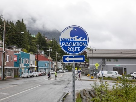 Sign showing tsunami evacuation route