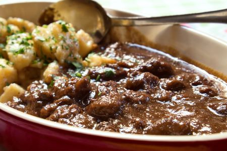 Reindeer stew with potatoes